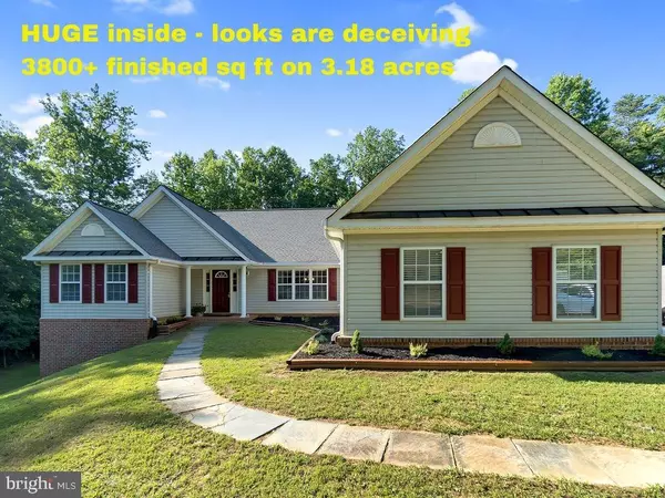 9 PLUME CT, Fredericksburg, VA 22406