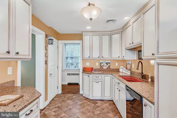 Harrisburg, PA 17110,2550 N 3RD ST