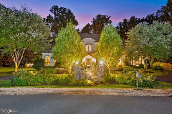 8338 SPRINGHAVEN GARDEN LN, Mclean, VA 22102