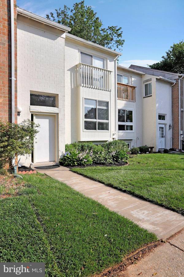 7470 SEA CHANGE, Columbia, MD 21045