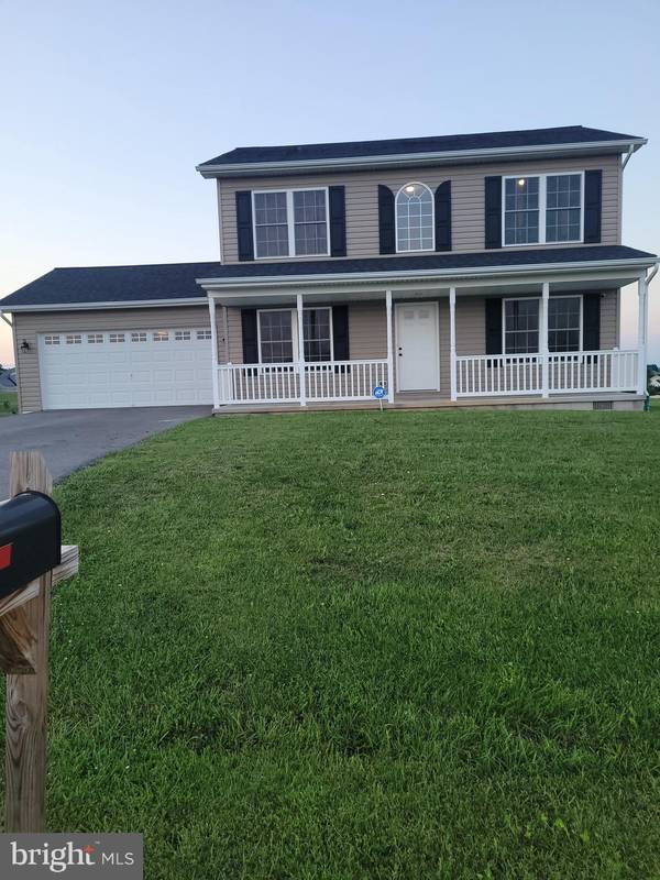 82 DUCKWOOD RD, Martinsburg, WV 25403