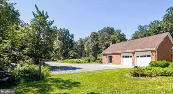 Colonial Beach, VA 22443,390 THOMPSON CIR