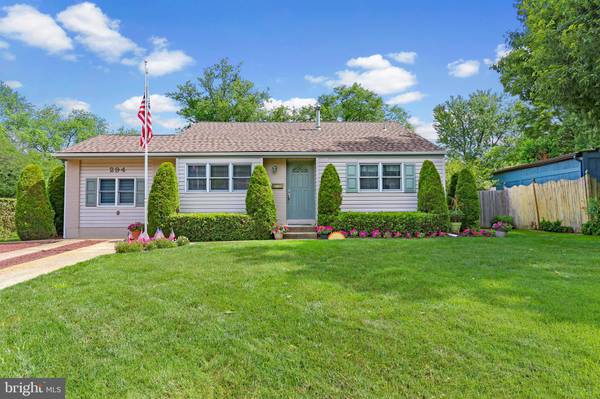 294 MONTGOMERY DR, Mantua, NJ 08051