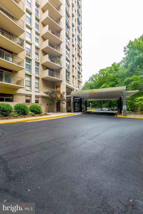 9039 SLIGO CREEK PKWY #1607,  Silver Spring,  MD 20901