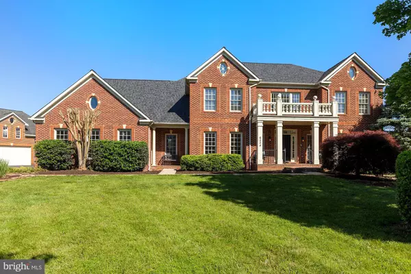 6504 FAWN HOLLOW PL, Centreville, VA 20120