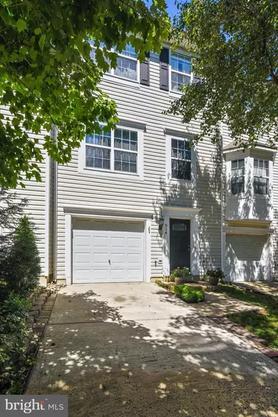 514 SPARKLEBERRY TER NE, Leesburg, VA 20176