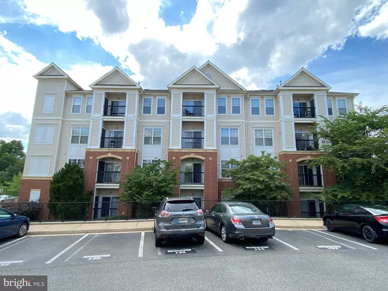 11320 ARISTOTLE DR #4-210, Fairfax, VA 22030