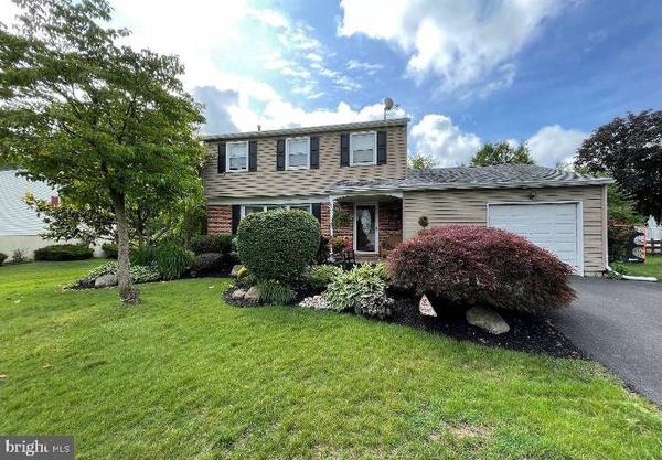 523 WINCHESTER RD, Warminster, PA 18974