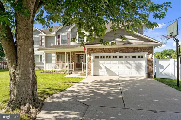 Stratford, NJ 08084,8 PENNSYLVANIA AVE