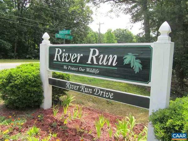 LOT 7 RIVER RUN DR DR, Hartfield, VA 23071