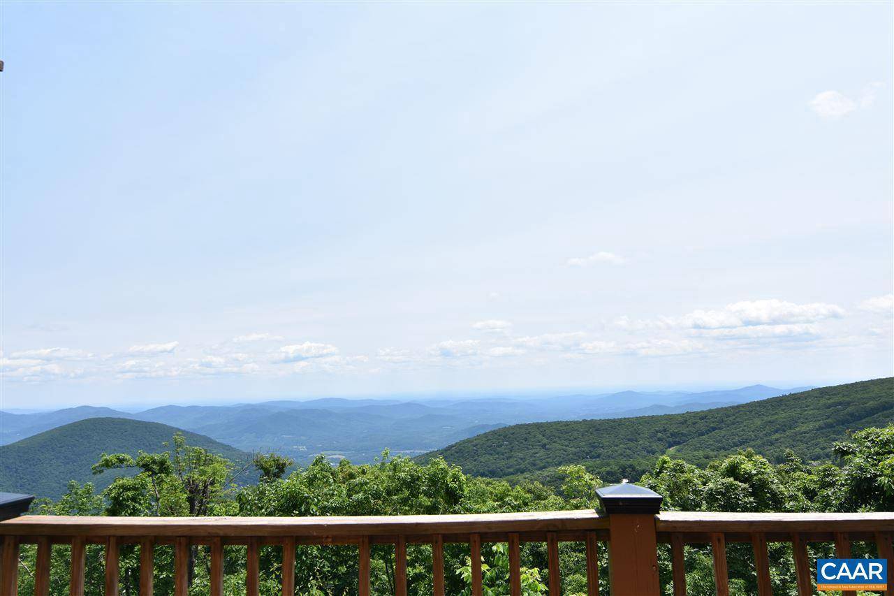 1541 CLIFFS CONDOS, Wintergreen Resort, VA 22958