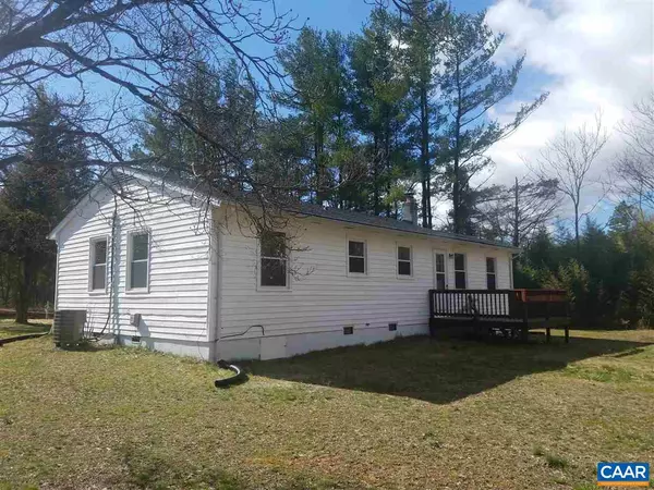 Louisa, VA 23093,9671 POINDEXTER RD RD