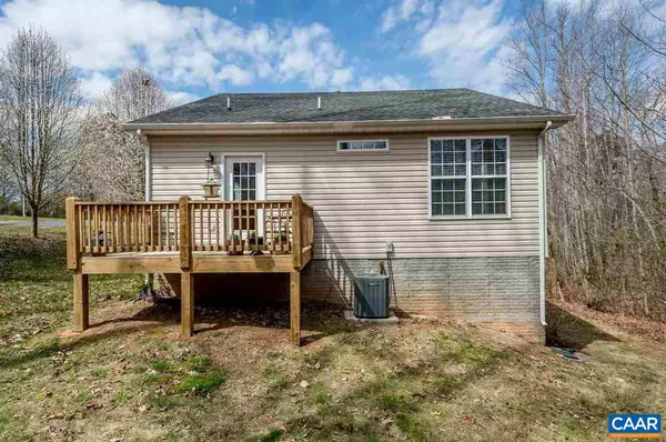 Louisa, VA 23093,128 LOCUST DR DR