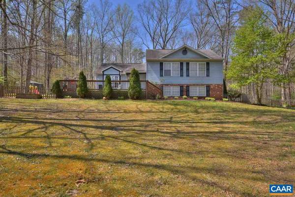 123 ASH RD RD, Louisa, VA 23093