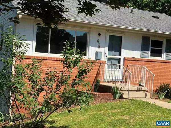 Charlottesville, VA 22901,608 ELIZABETH AVE AVE
