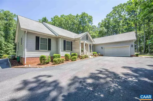 Palmyra, VA 22963,84 KESTREL LN LN