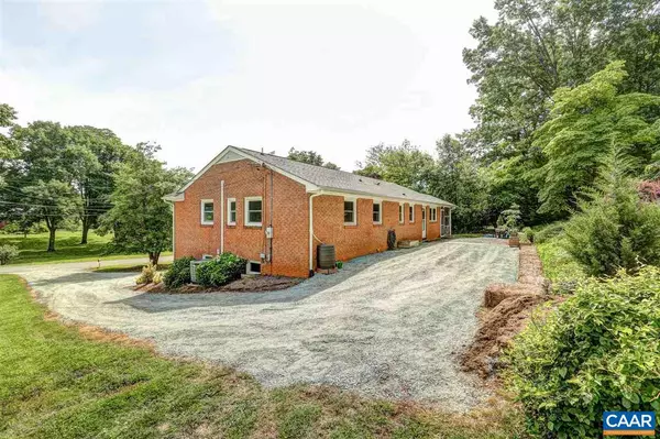 Crozet, VA 22932,1425 BIRCHWOOD DR DR