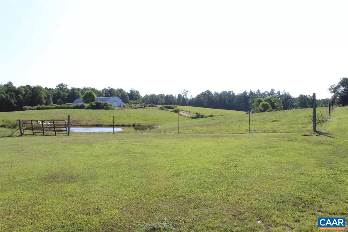 Scottsville, VA 24590,472 ROCK ISLAND FARM LN