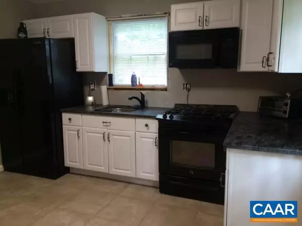 Columbia, VA 23038,222 GREENWOOD CIR CIR