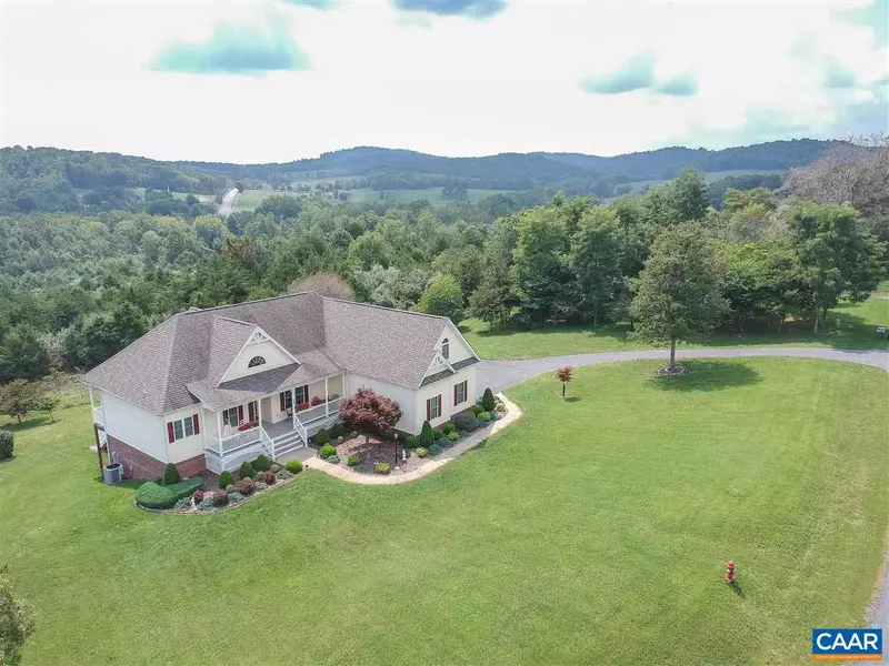 58 MITCHELL LN LN, Staunton, VA 24401