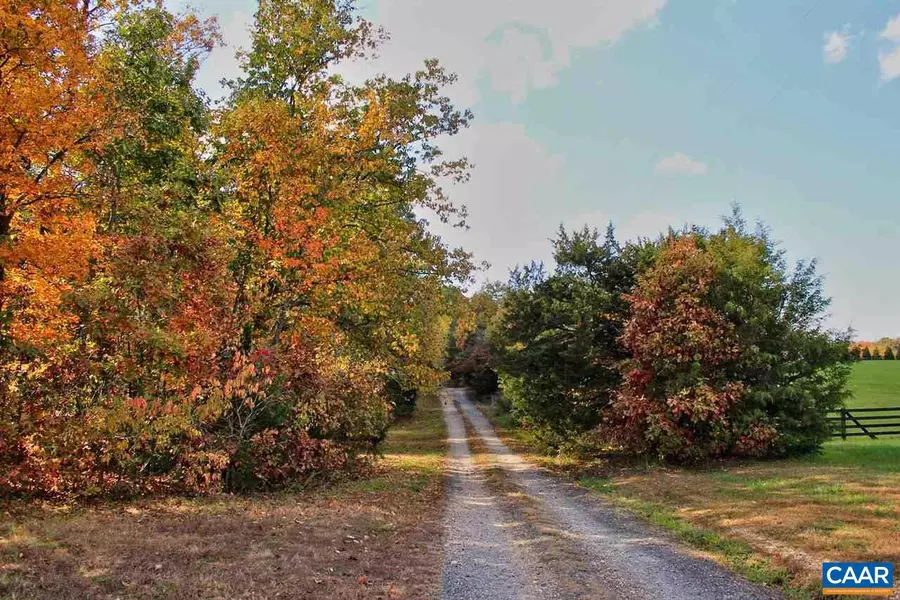 LOT A ROLLING RD S RD S #A, Scottsville, VA 24590