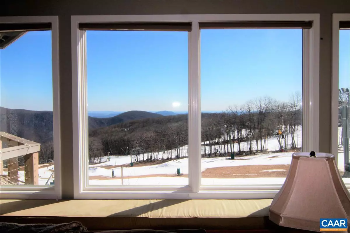 Wintergreen Resort, VA 22967,938 DIAMOND HILL CONDOS DR