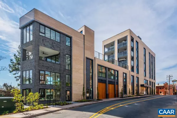 Charlottesville, VA 22902,550 WATER ST #300FA