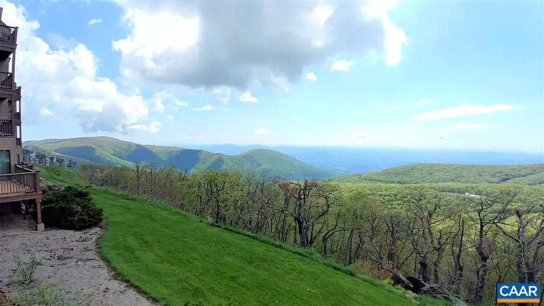 1525 CLIFFS CONDOS, Wintergreen Resort, VA 22967