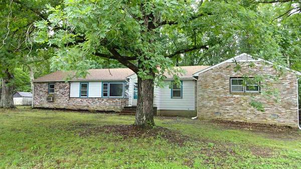 1632 E RIVER RD RD, Fork Union, VA 23055