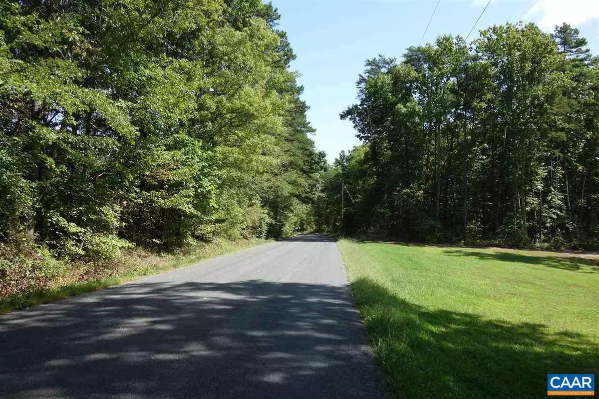 Charlottesville, VA 22902,17.64 ACRES SECRETARYS RD RD