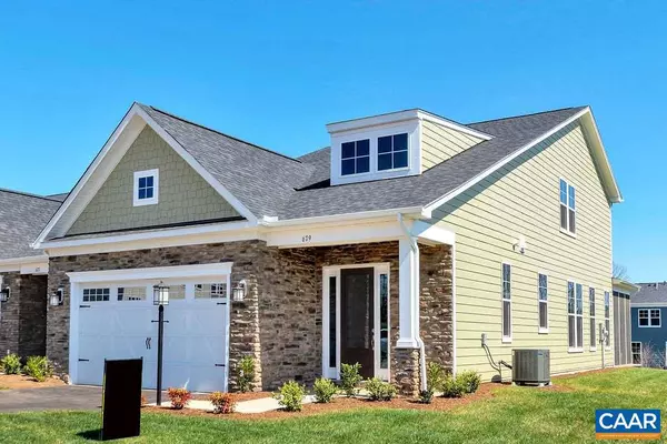 Crozet, VA 22932,679 SAUNDERS HILL DR #123