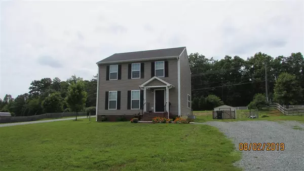 54 CARRIAGE HILL RD RD, Palmyra, VA 22963