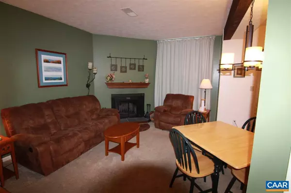 Wintergreen, VA 22958,738 LAURELWOOD CONDOS