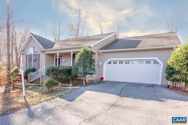 Palmyra, VA 22963,17 LOCKS CT CT