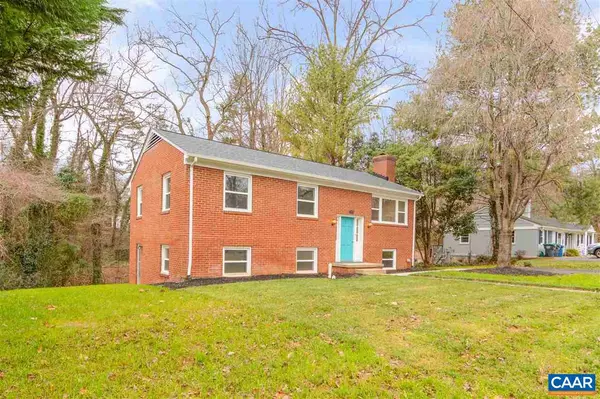 Charlottesville, VA 22901,2310 WAYNE AVE AVE