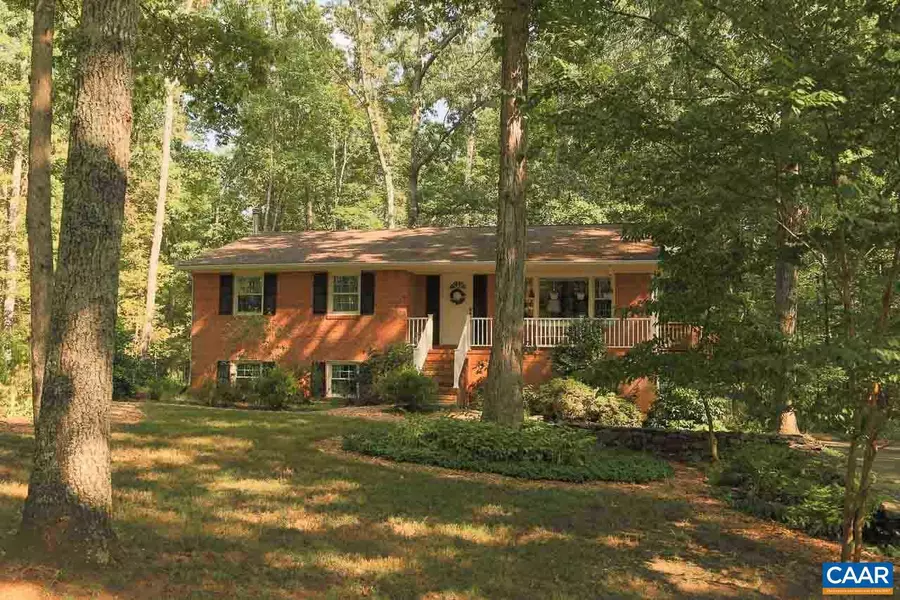 1071 OLD LYNCHBURG RD RD, Charlottesville, VA 22903