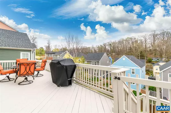 Charlottesville, VA 22903,244 HUNTLEY AVE