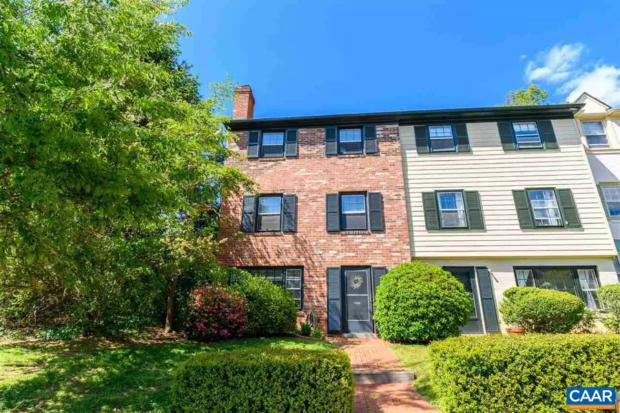 102 GEORGETOWN GREEN GRN, Charlottesville, VA 22901