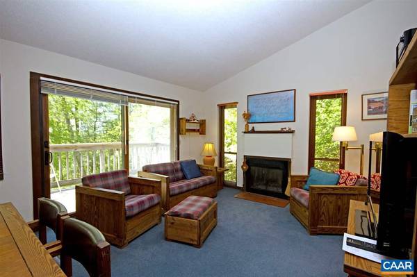 612 WHITE OAK CONDOS, Wintergreen Resort, VA 22967