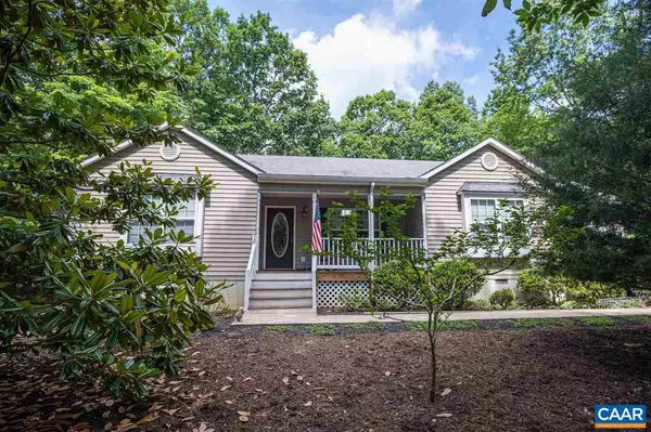 12 BARRETT ST ST, Palmyra, VA 22963