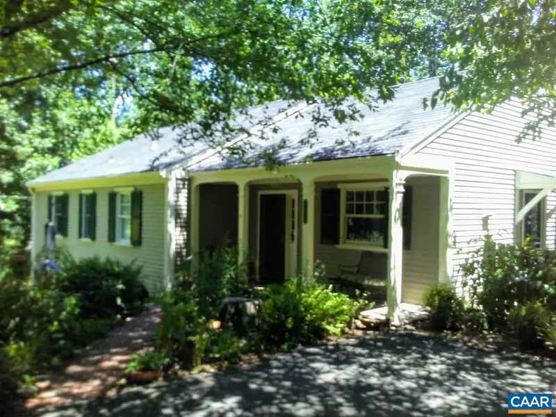 140 GUILFORD LN LN, Charlottesville, VA 22901