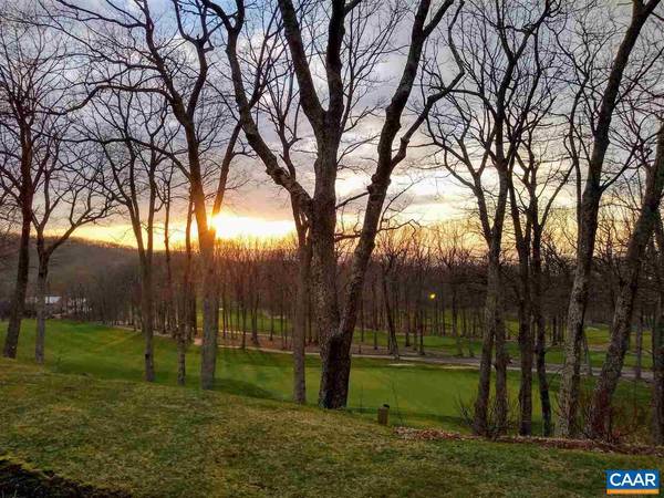 2070 STONE RIDGE CONDOS, Wintergreen Resort, VA 22967