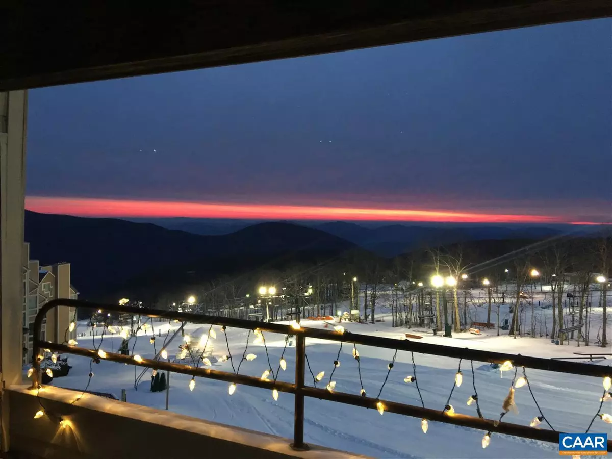 Wintergreen Resort, VA 22967,353 DOBIE CONDOS