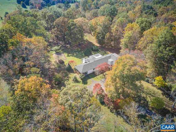 905 FRAYS MOUNTAIN RD, Earlysville, VA 22936