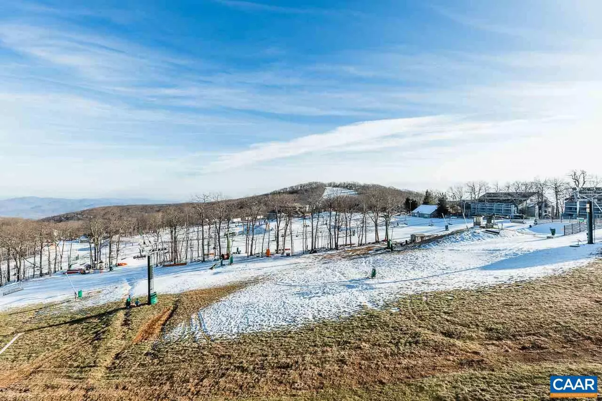 Wintergreen Resort, VA 22967,904 DIAMOND HILL CONDOS DR