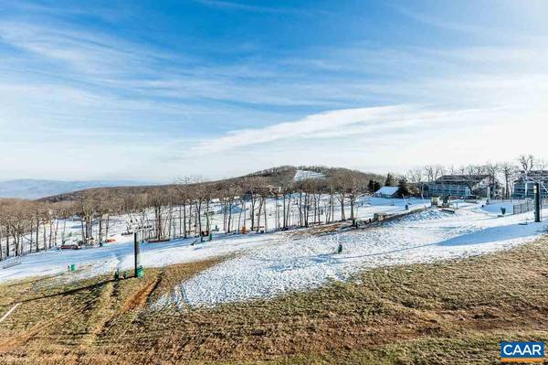 904 DIAMOND HILL CONDOS DR, Wintergreen Resort, VA 22967