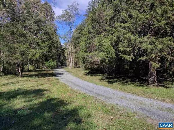 Stanardsville, VA 22973,1 BEAR RUN RD RD