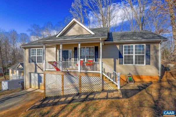 1174 NORTH LAKESHORE DR DR, Louisa, VA 23093