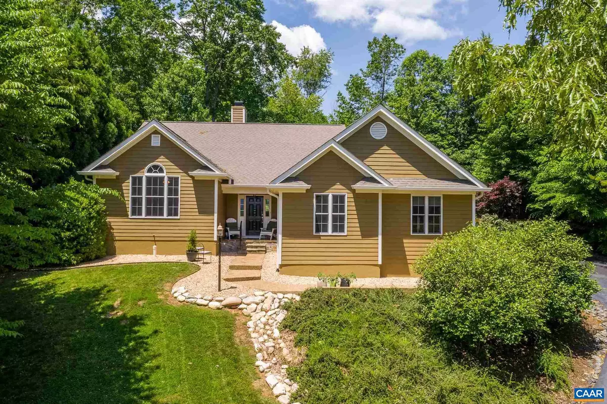 Nellysford, VA 22958,366 CEDAR GLEN CLOSE