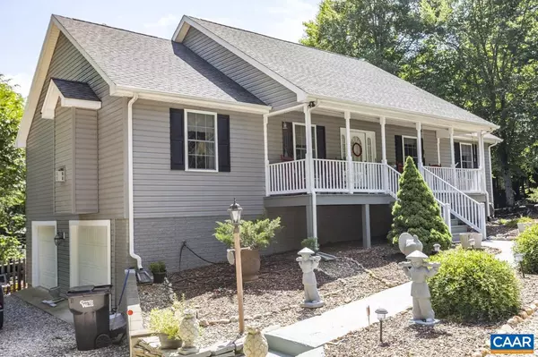 Palmyra, VA 22963,2 LANDING CT CT